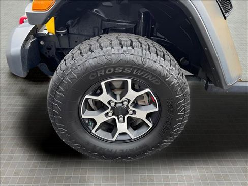 Used 2021 Jeep Wrangler Unlimited Rubicon w/ Cold Weather Group image 14