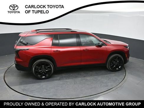 Used 2024 Chevrolet Traverse RS image 33