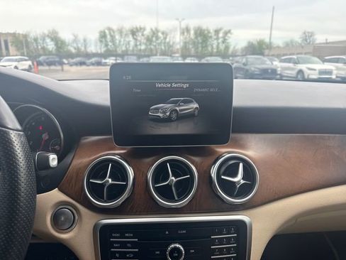 Used 2019 Mercedes-Benz GLA 250 4MATIC image 20