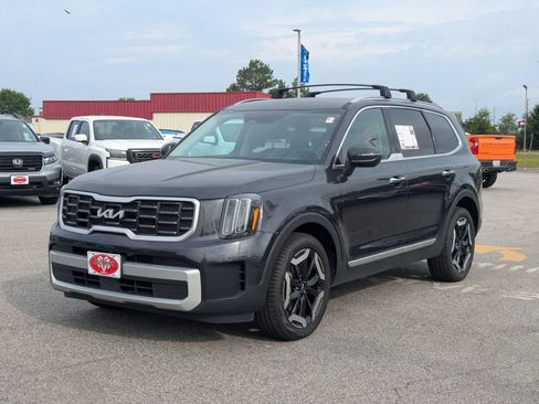 Used 2025 Kia Telluride S AWD/4WD image 6