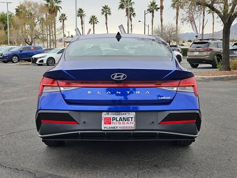Used 2024 Hyundai Elantra Limited FWD image 7