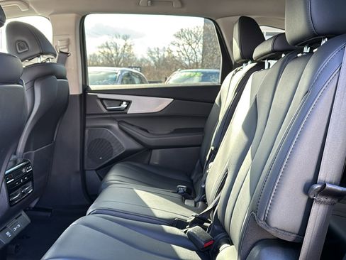 Used 2023 Acura MDX SH-AWD image 24