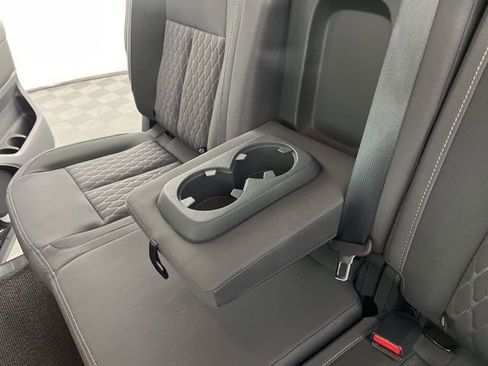 Used 2024 Nissan Titan SV w/ SV Convenience Package image 45