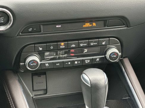 Certified 2020 MAZDA CX-5 Signature image 22