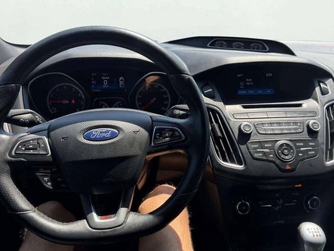Used 2017 Ford Focus ST FWD image 16