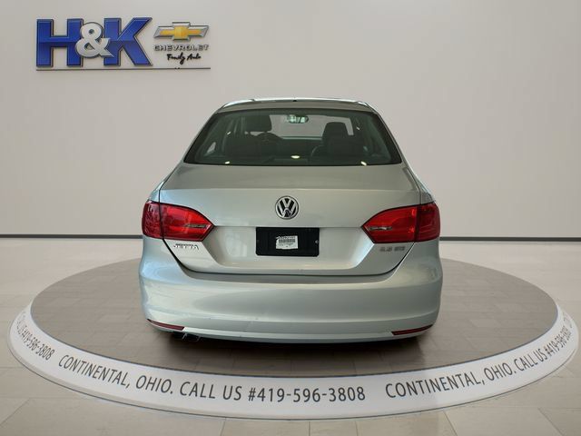 Used 2011 Volkswagen Jetta SE FWD image 5