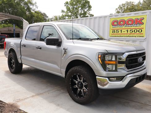 Used 2023 Ford F150 XLT RWD image 3