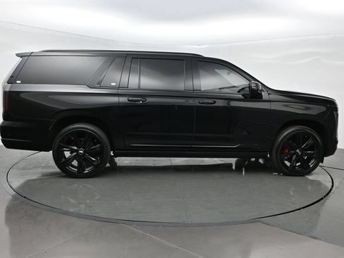 Used 2025 Cadillac Escalade ESV Sport w/ Touring Package AWD/4WD image 7