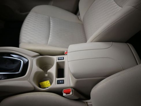 Used 2019 Nissan Rogue SV w/ Sun & Sound Touring Package image 16