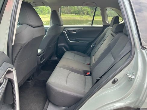 Used 2023 Toyota RAV4 XLE AWD/4WD image 13