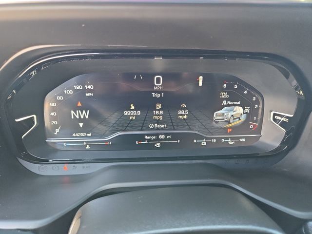 Used 2024 GMC Yukon Denali AWD/4WD image 23