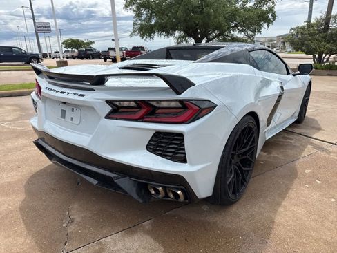 Used 2022 Chevrolet Corvette Stingray Premium Conv w/ Z51 Performance Package RWD image 7