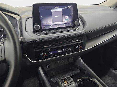 Used 2025 Nissan Rogue SV AWD/4WD image 20