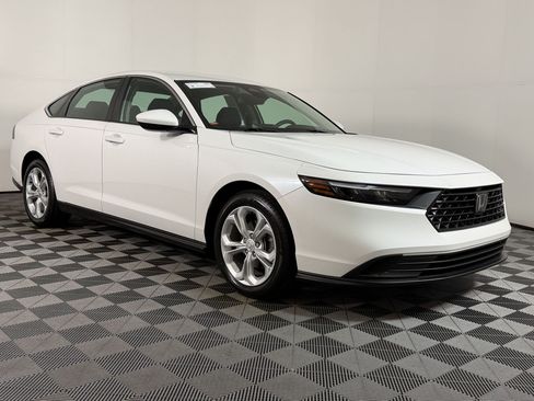 Used 2024 Honda Accord LX image 24
