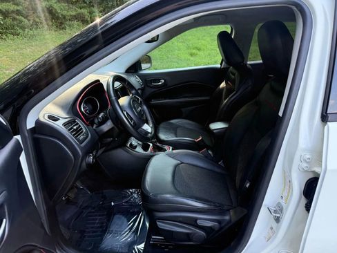 Used 2018 Jeep Compass Trailhawk image 24