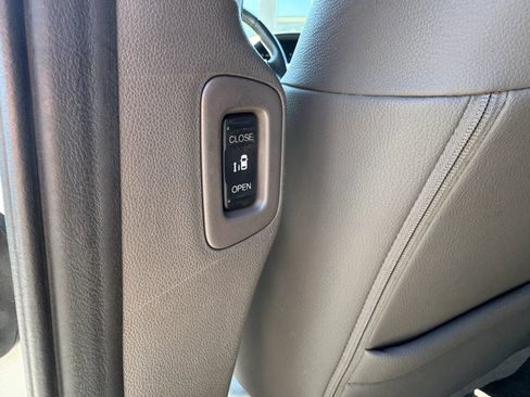 Used 2017 Honda Odyssey EX-L image 17