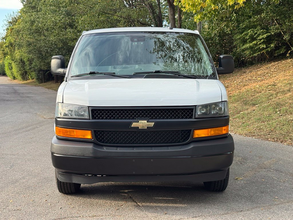 Used 2021 Chevrolet Express 2500 w/ Driver Convenience Package RWD image 3