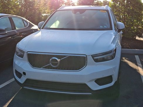 Used 2020 Volvo XC40 T5 Momentum AWD/4WD image 4