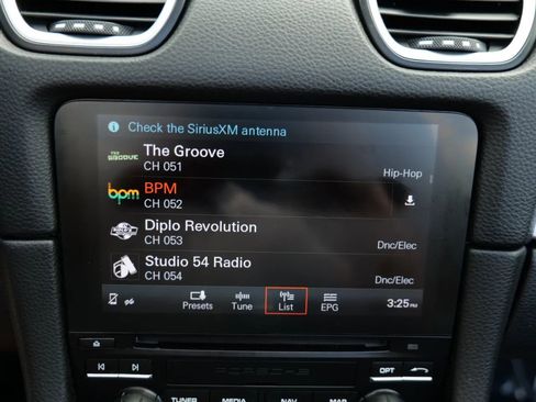 Used 2017 Porsche 718 Boxster image 12