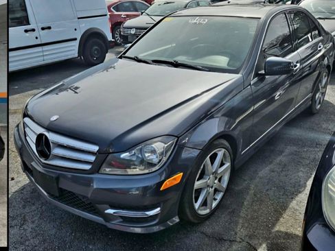 Used 2013 Mercedes-Benz C 250 Sedan image 1