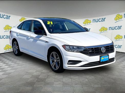 Used 2021 Volkswagen Jetta R-Line FWD image 1