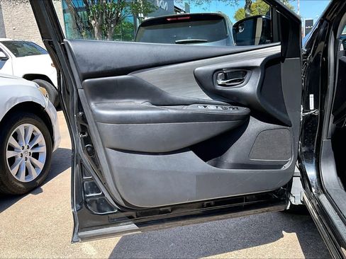 Used 2015 Nissan Murano SV w/ Premium Package image 22