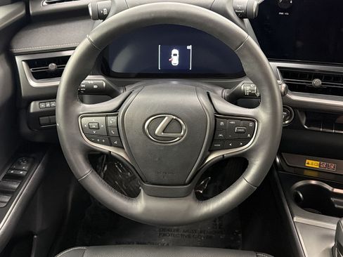 Used 2025 Lexus UX 300h FWD image 15