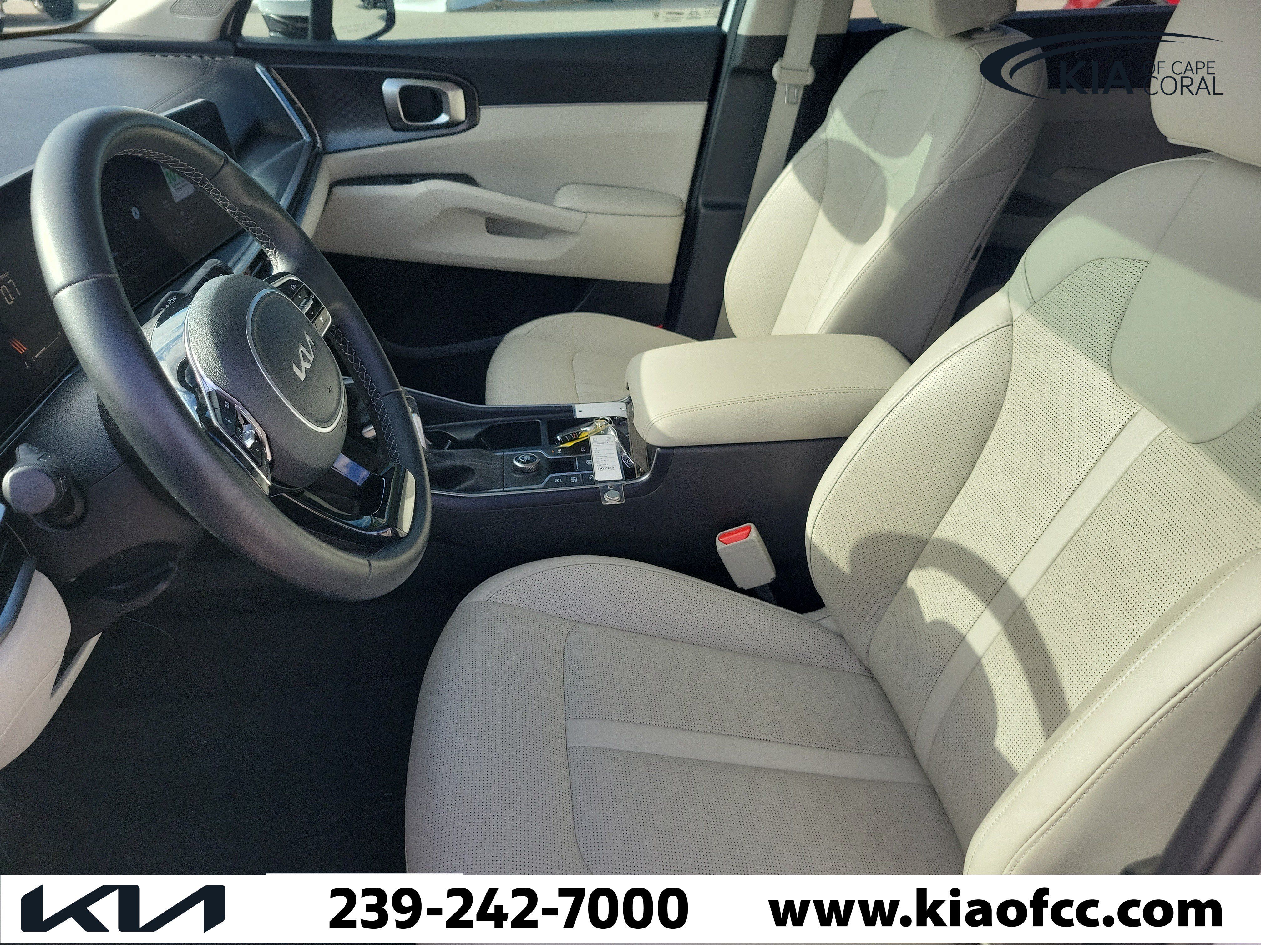 Certified 2025 Kia Sorento S w/ Panoramic Sunroof Package FWD image 21