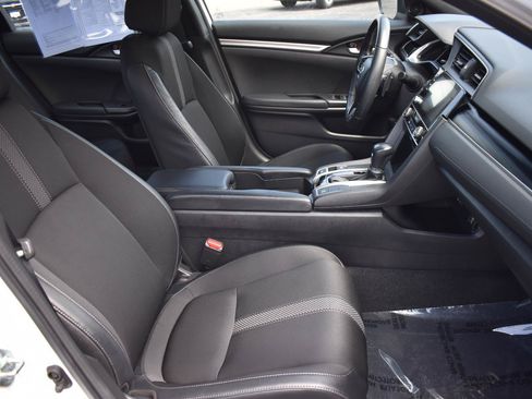 Used 2020 Honda Civic Sport image 12