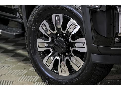 New 2026 GMC Sierra 2500 Denali w/ Denali Reserve Package AWD/4WD image 3