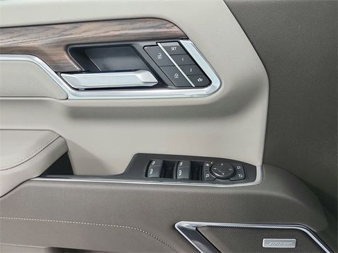 New 2026 GMC Sierra 1500 SLT image 35