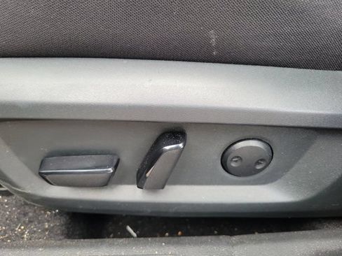 Certified 2026 Nissan Rogue SV FWD image 21