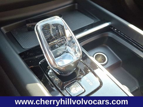 New 2026 Volvo XC60 B5 Plus w/ Protection Package Premier image 12