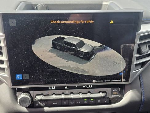 Used 2024 Toyota Tundra Platinum image 7