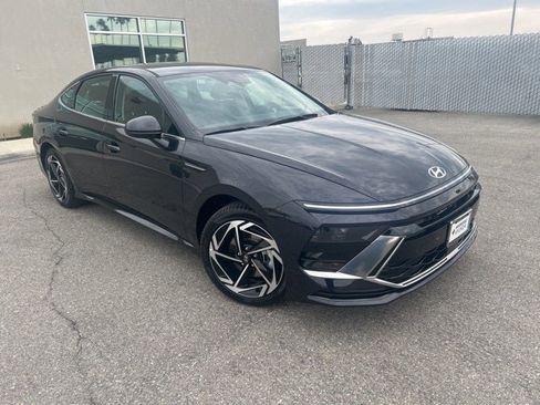New 2026 Hyundai Sonata SEL image 2