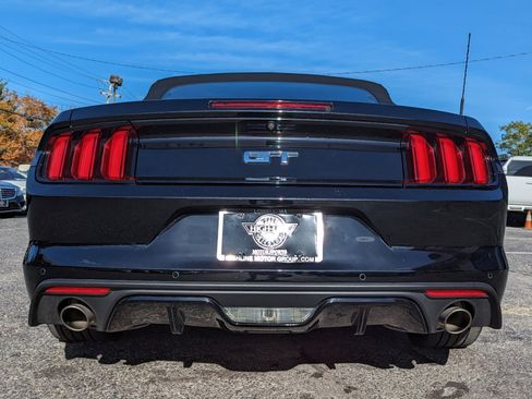 Used 2017 Ford Mustang GT Premium image 9