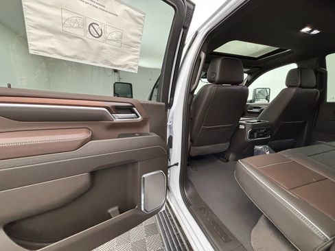 New 2025 GMC Sierra 2500 Denali w/ Denali Reserve Package image 43