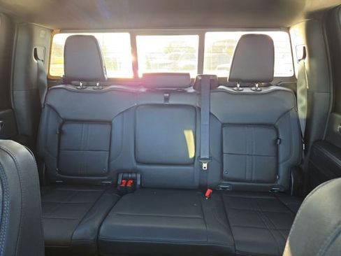 Used 2025 Chevrolet Silverado 3500 High Country w/ Technology Package image 30