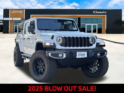 New 2025 Jeep Gladiator Sport