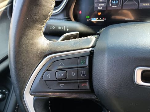 Used 2021 Jeep Grand Cherokee L Laredo w/ Luxury Tech Group I image 26