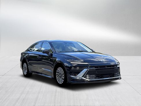 New 2026 Hyundai Sonata Limited image 11