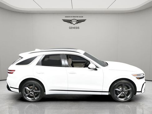 New 2026 Genesis GV70 3.5T Sport Prestige image 5
