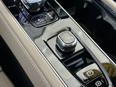 New 2026 Volvo XC90 B6 Plus w/ Protection Package Premier image 23