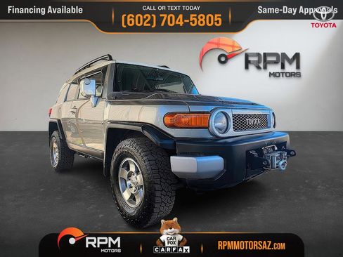 Used 2010 Toyota FJ Cruiser 4WD image 25