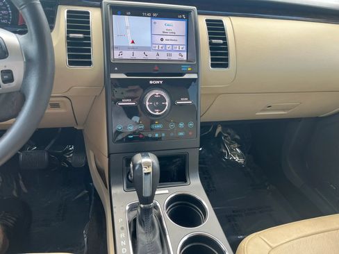 Used 2019 Ford Flex Limited w/ Equipment Group 301A FWD image 22