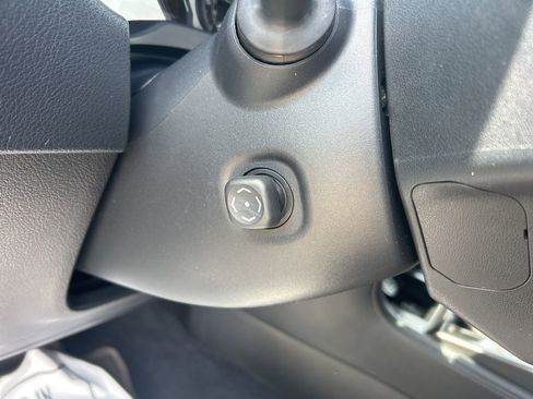 Used 2022 Lexus GX 460 Premium w/ Premium Package image 8