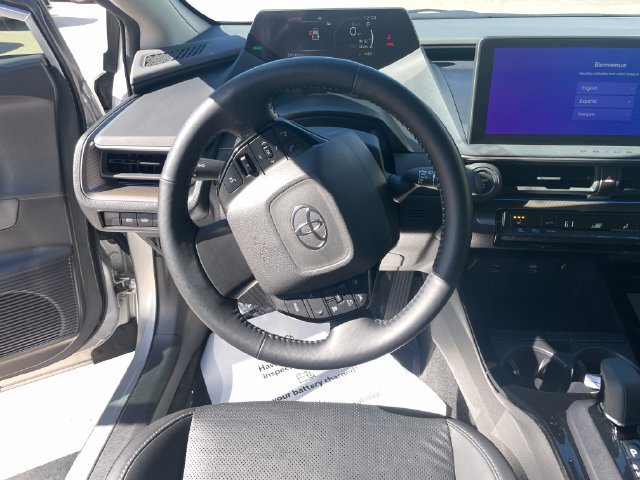 Used 2023 Toyota Prius XLE AWD/4WD image 23
