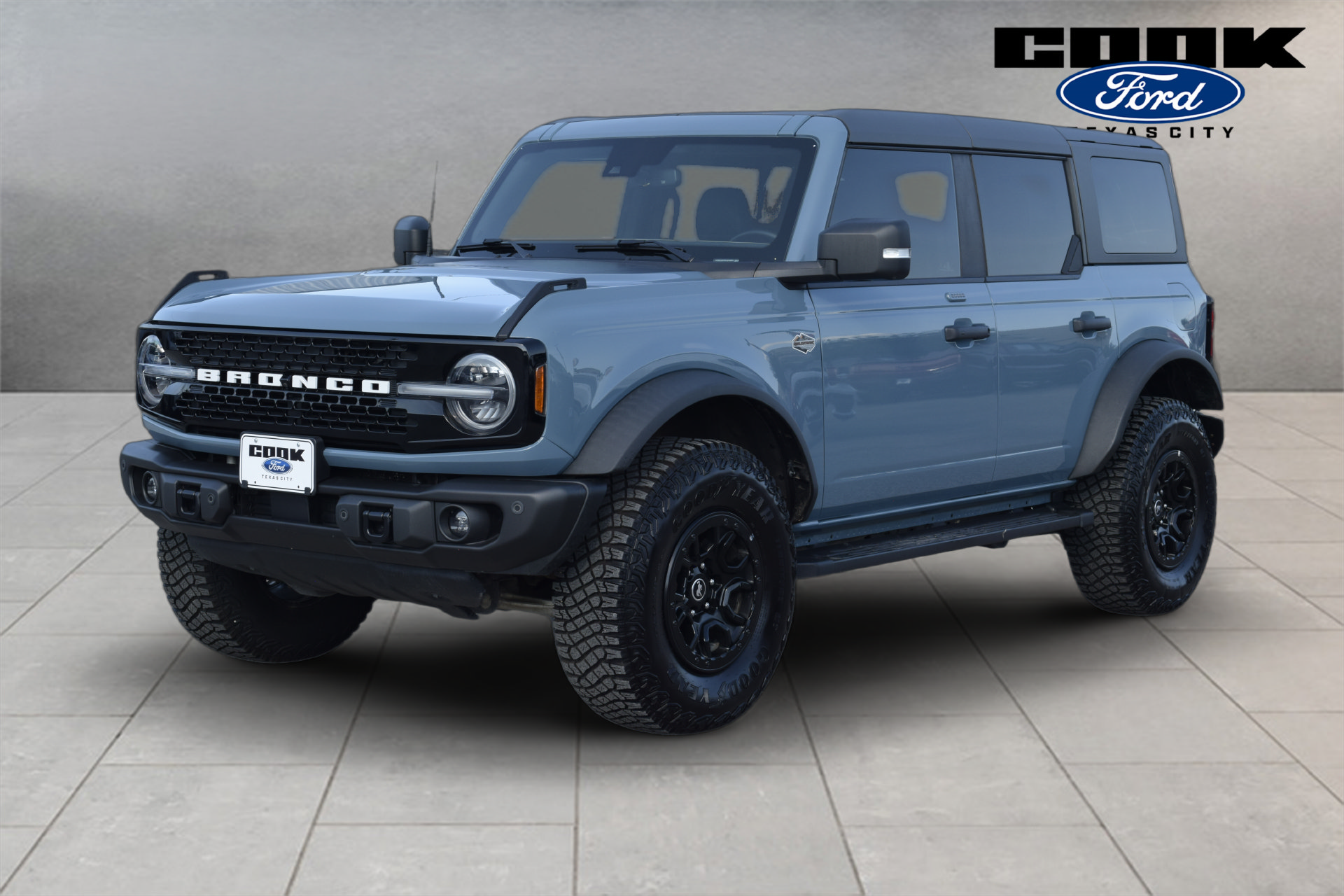 Certified 2023 Ford Bronco Wildtrak AWD/4WD image 1