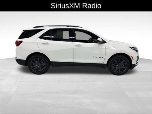 Certified 2023 Chevrolet Equinox RS AWD/4WD image 7