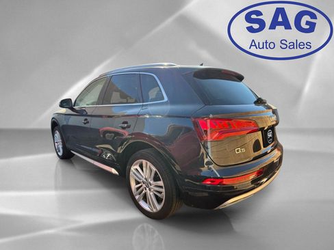 Used 2019 Audi Q5 2.0T Premium Plus w/ Premium Plus Package AWD/4WD image 4